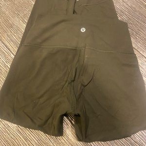 Olive green Lululemon cropped align leggings